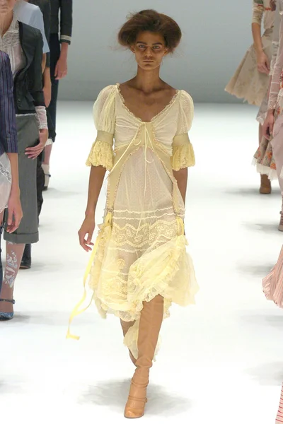 Look 23